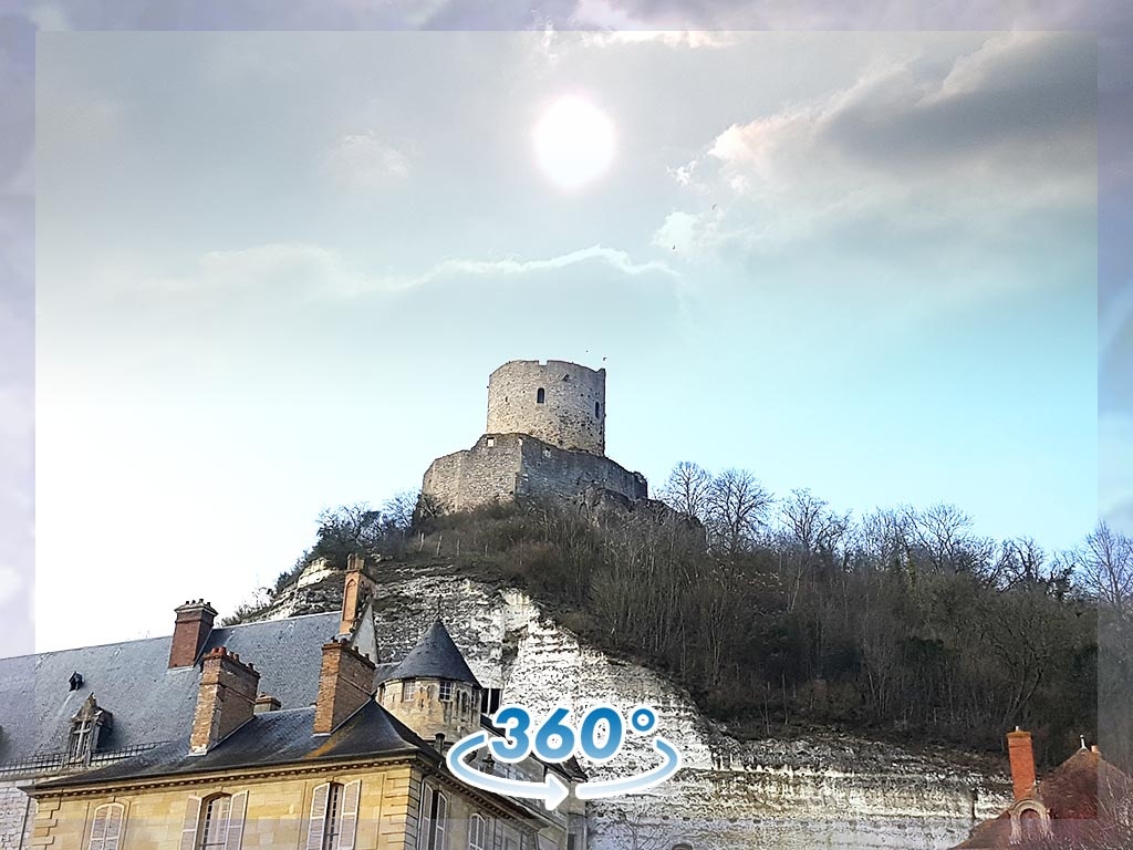 Sobrevuela un castillo - 360º